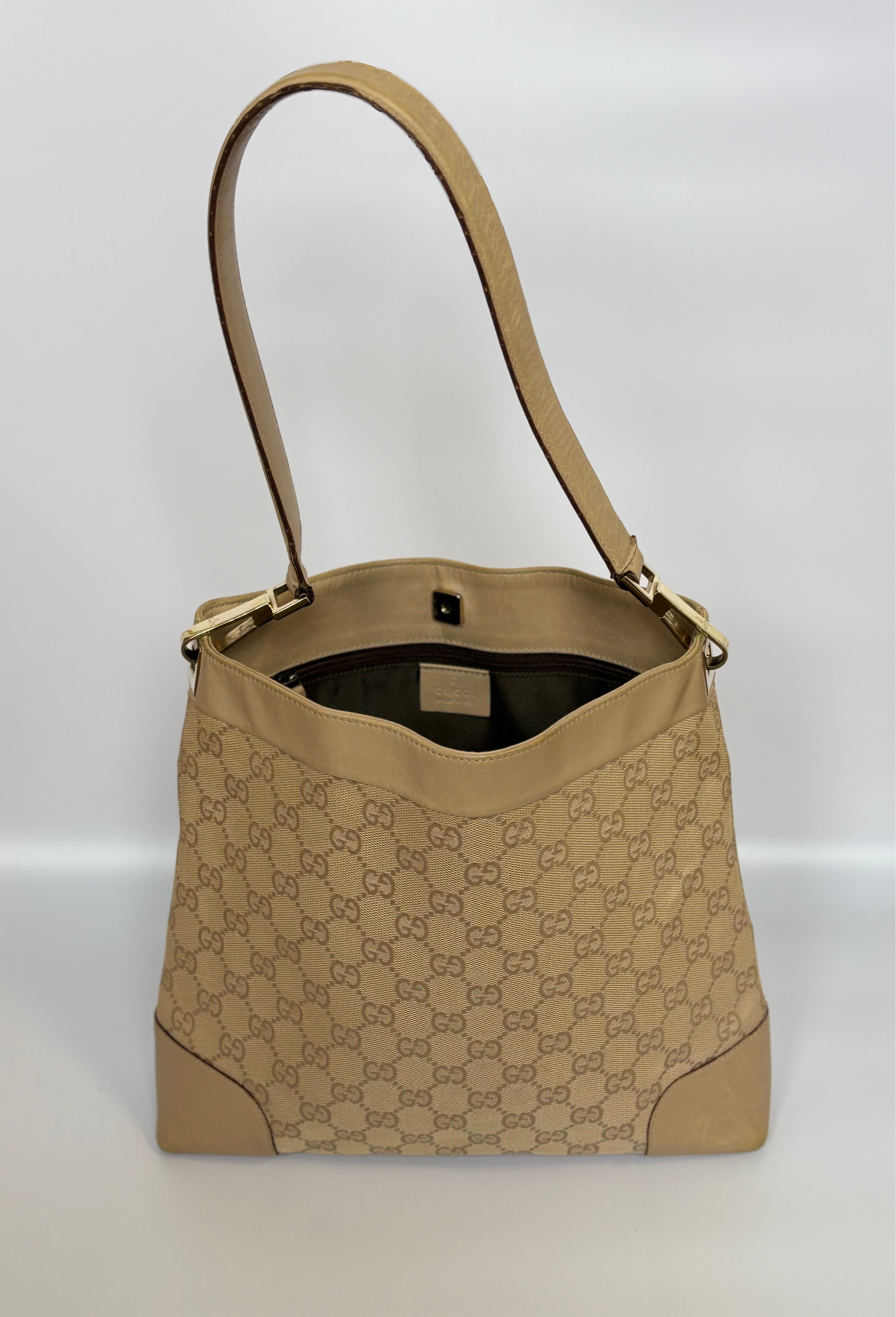 Gucci Maya Shoulder Bag