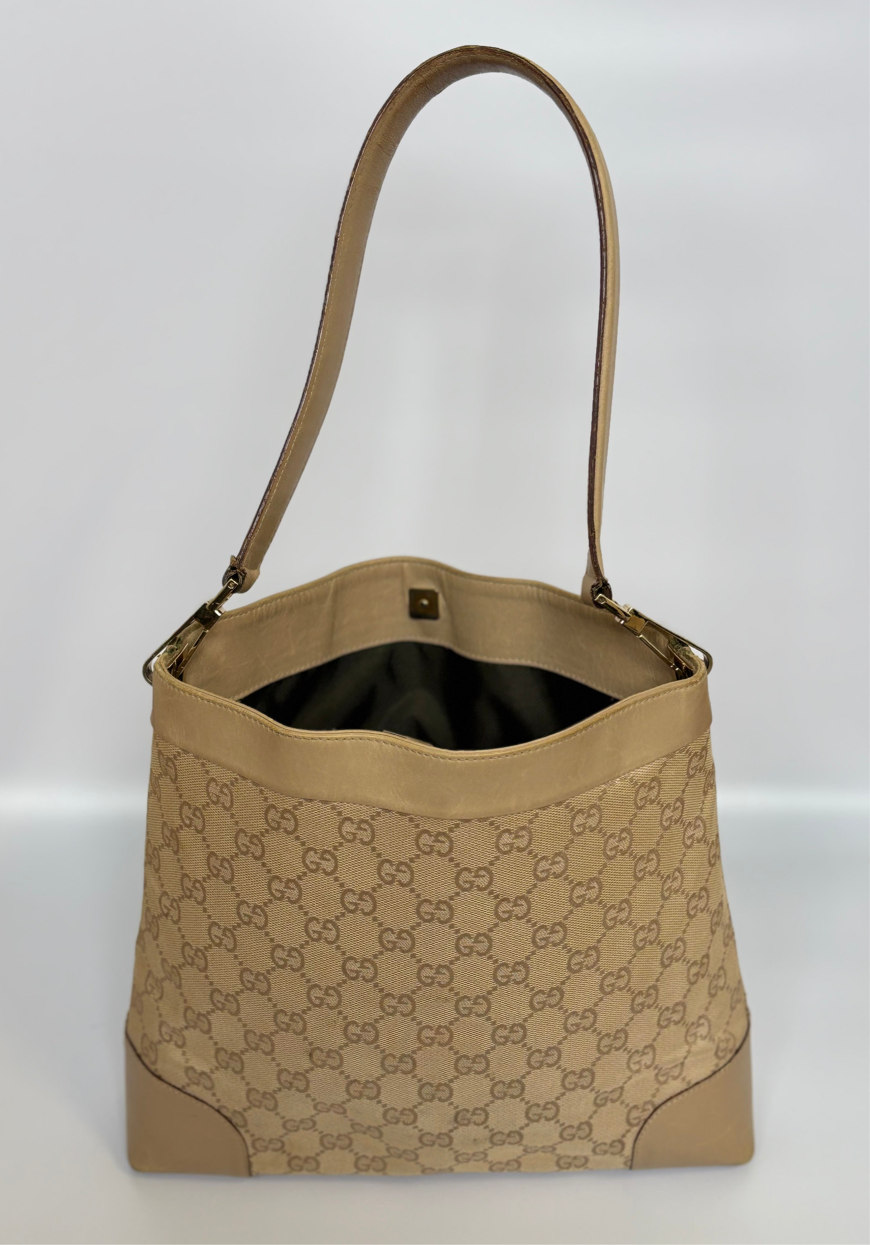 Gucci Maya Shoulder Bag