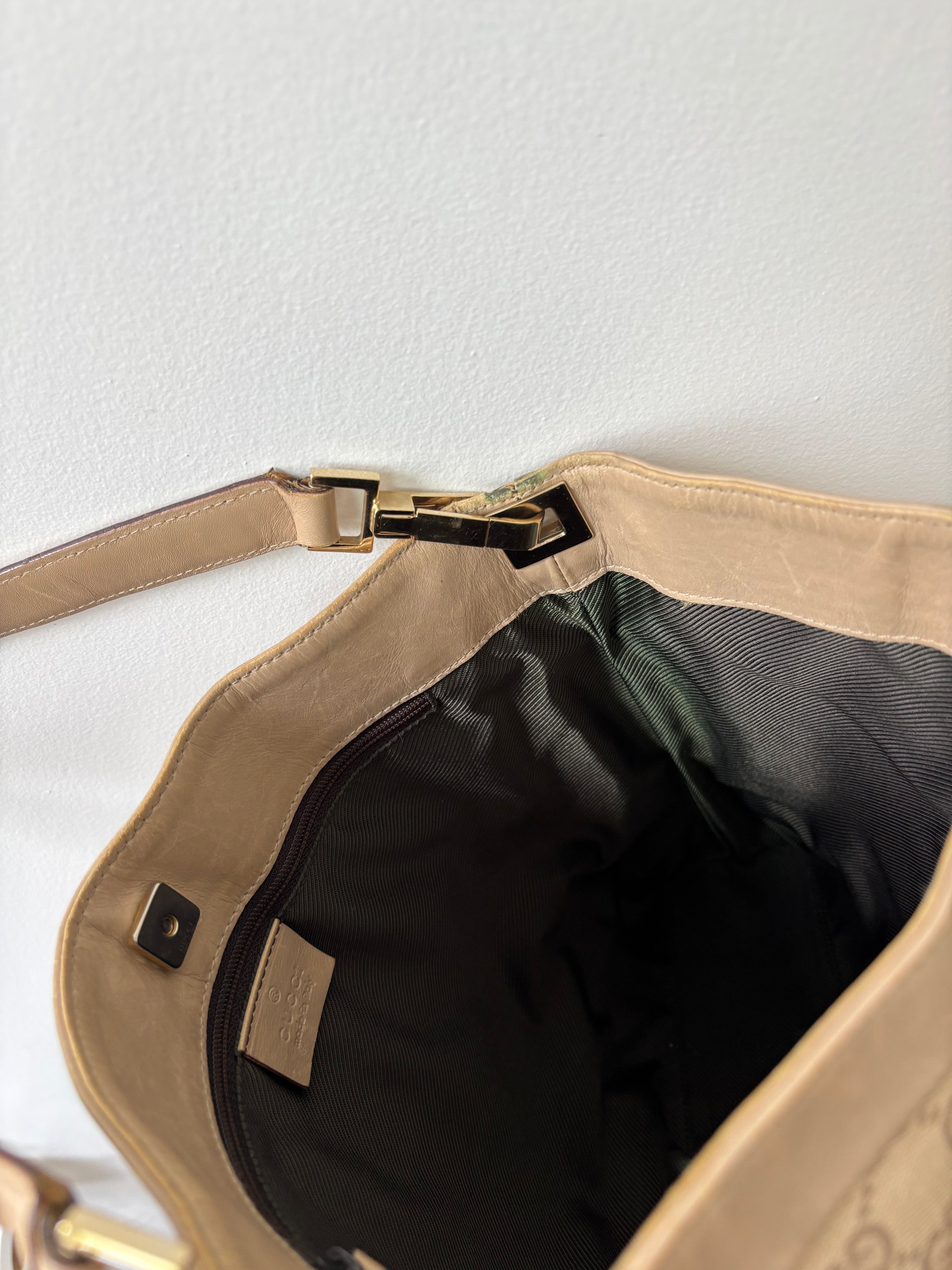Gucci Maya Shoulder Bag
