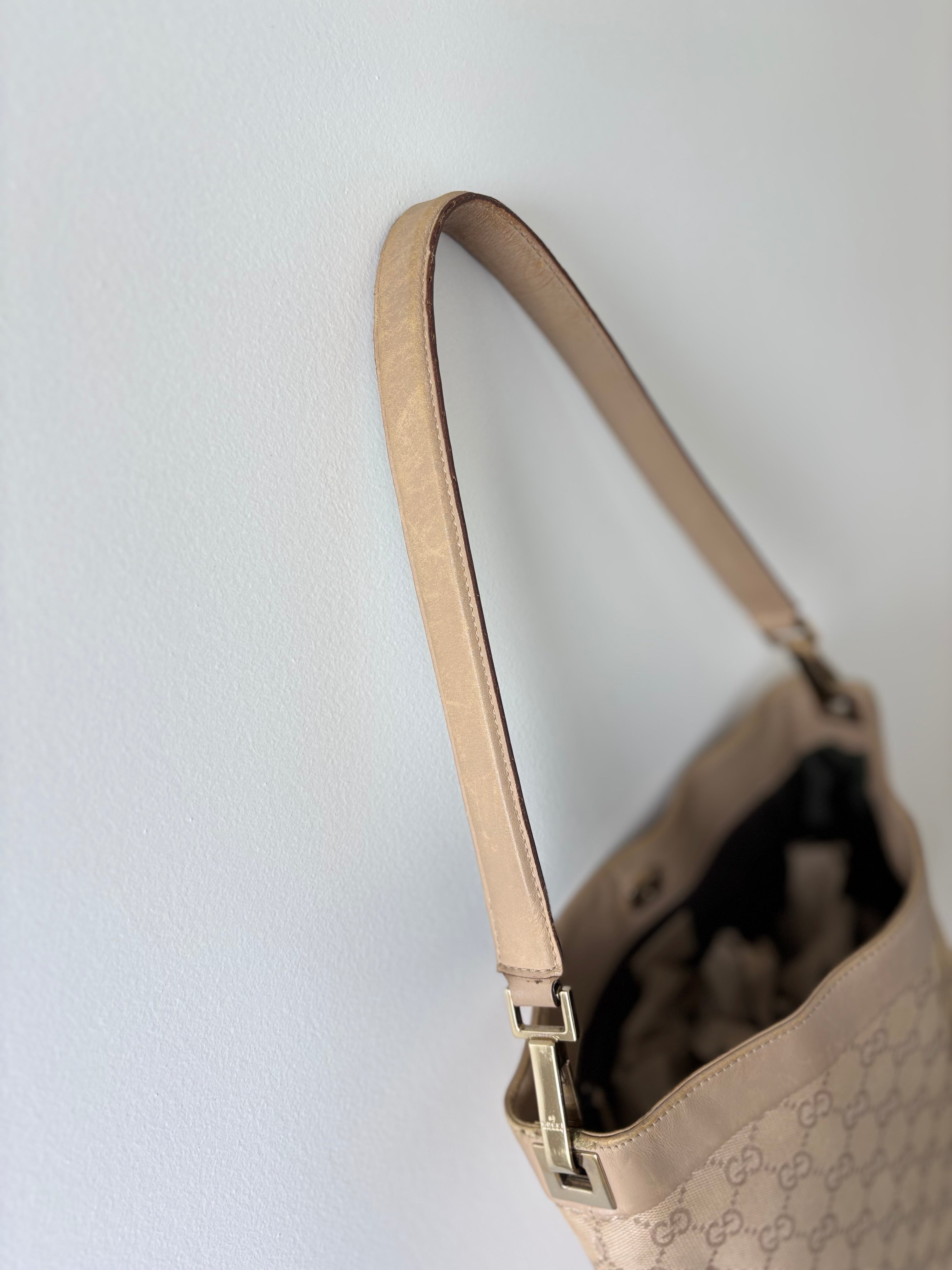 Gucci Maya Shoulder Bag