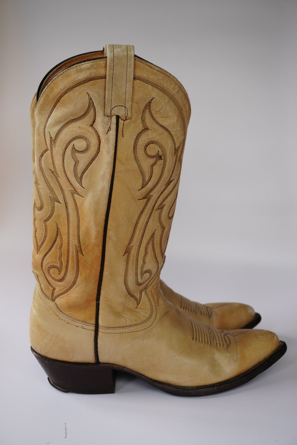 Vintage Tony Lama Cowboy Boots - BONE
