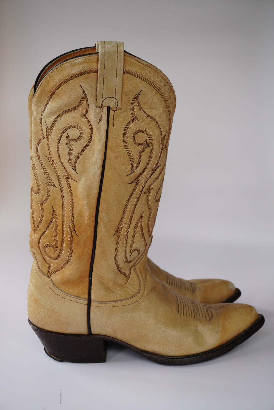 Vintage Tony Lama Cowboy Boots - BONE