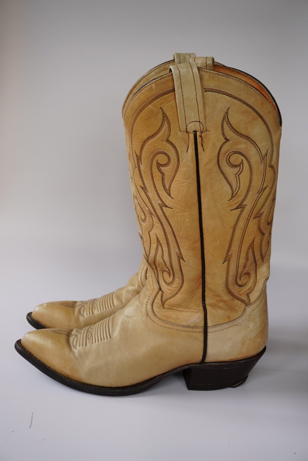 Vintage Tony Lama Cowboy Boots - BONE