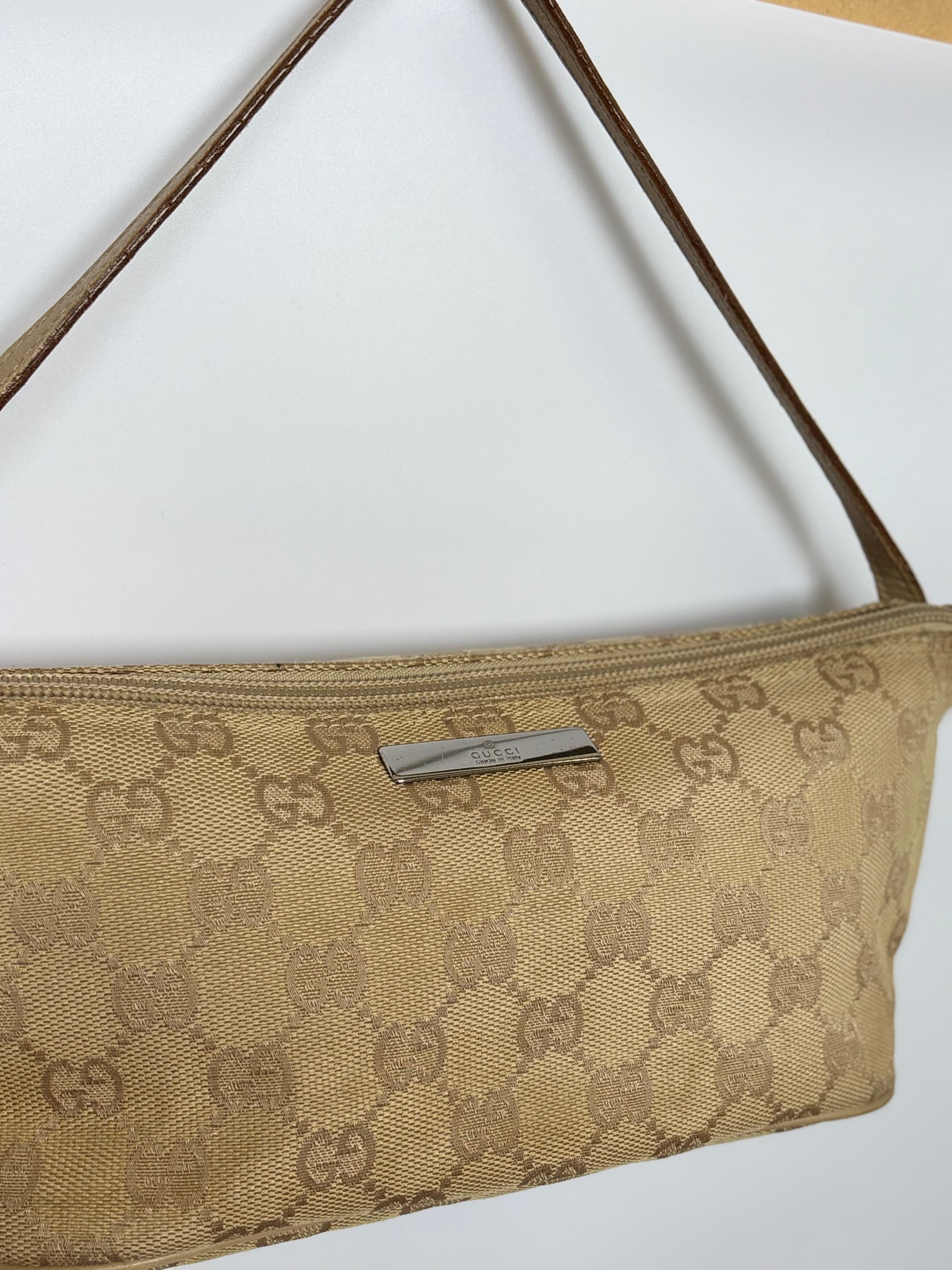 Gucci Boat Pouchette