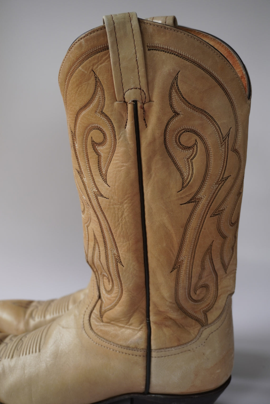 Vintage Tony Lama Cowboy Boots - BONE