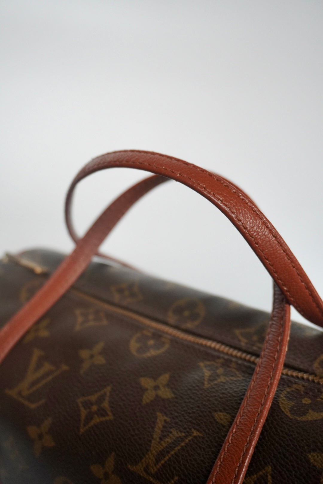 Louis Vuitton Papillon 26