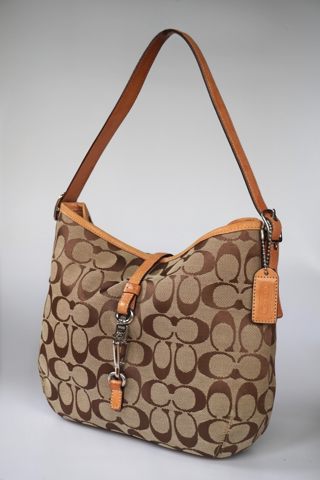 COACH Signature Clip Hampton Bag