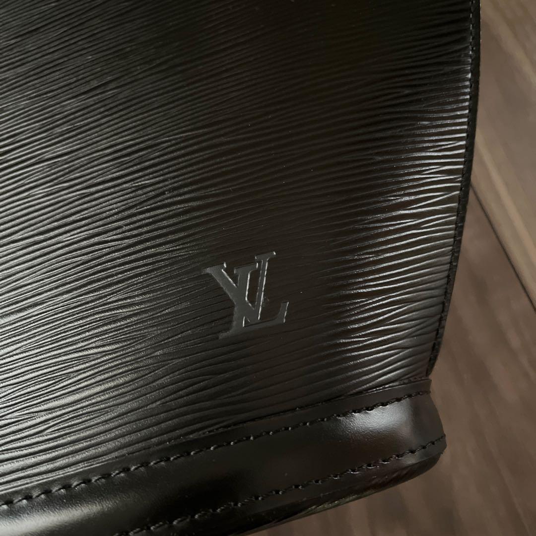 Louis Vuitton Saint Jacques