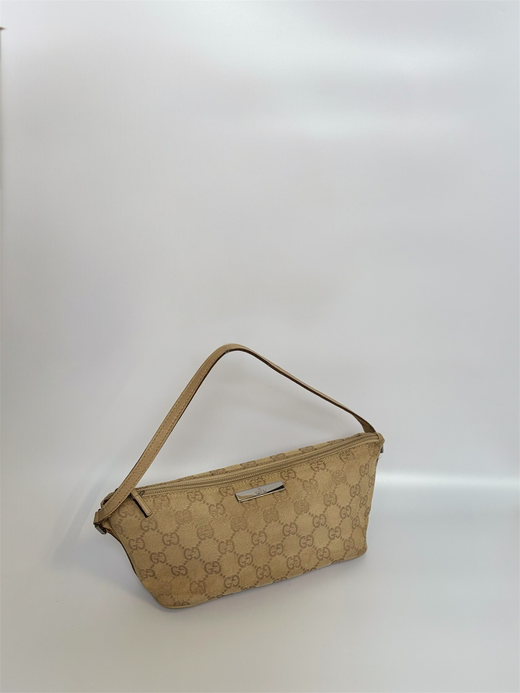 Gucci Boat Pouchette