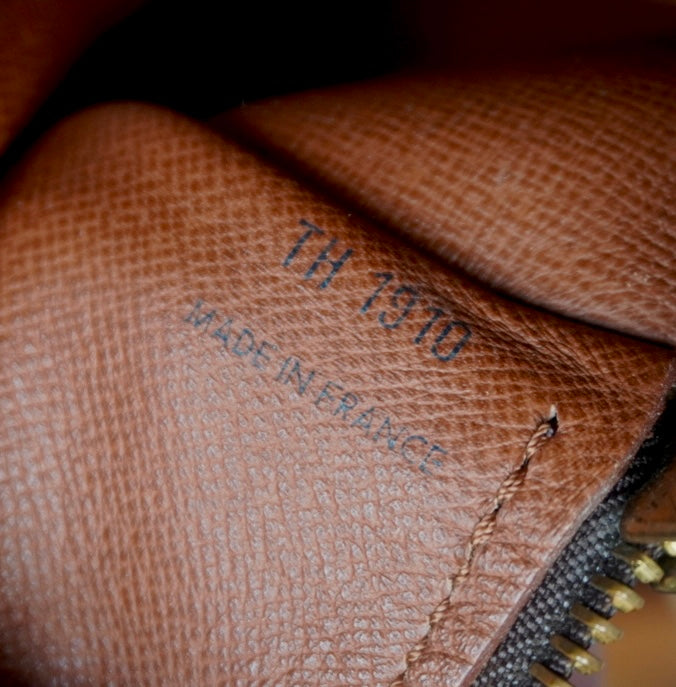 Louis Vuitton Papillon 26
