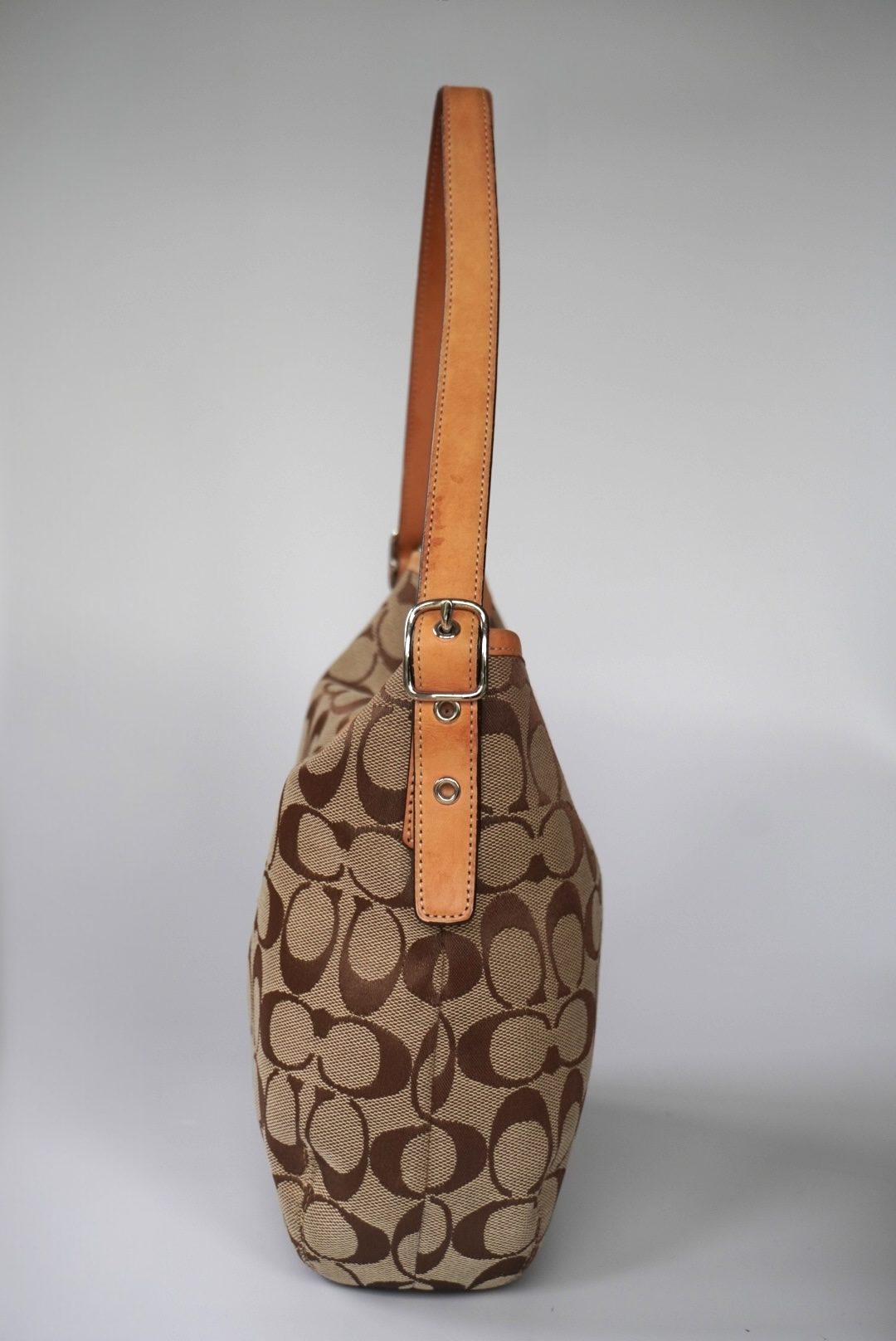 COACH Signature Clip Hampton Bag